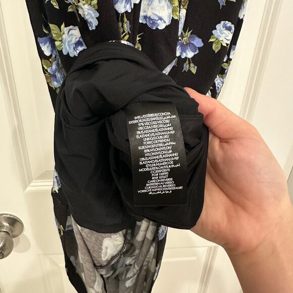 NEW Alice + Olivia Delora Floral Jersey Midi Dress in Smell the Roses Size 4 - Picture 7 of 7